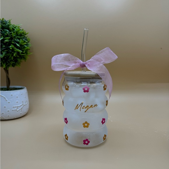 Daisy Glass Tumbler, Iced Coffee Glass Wave, Retro Flower Iced Coffee Cup 18 Oz - Picture 5 of 7